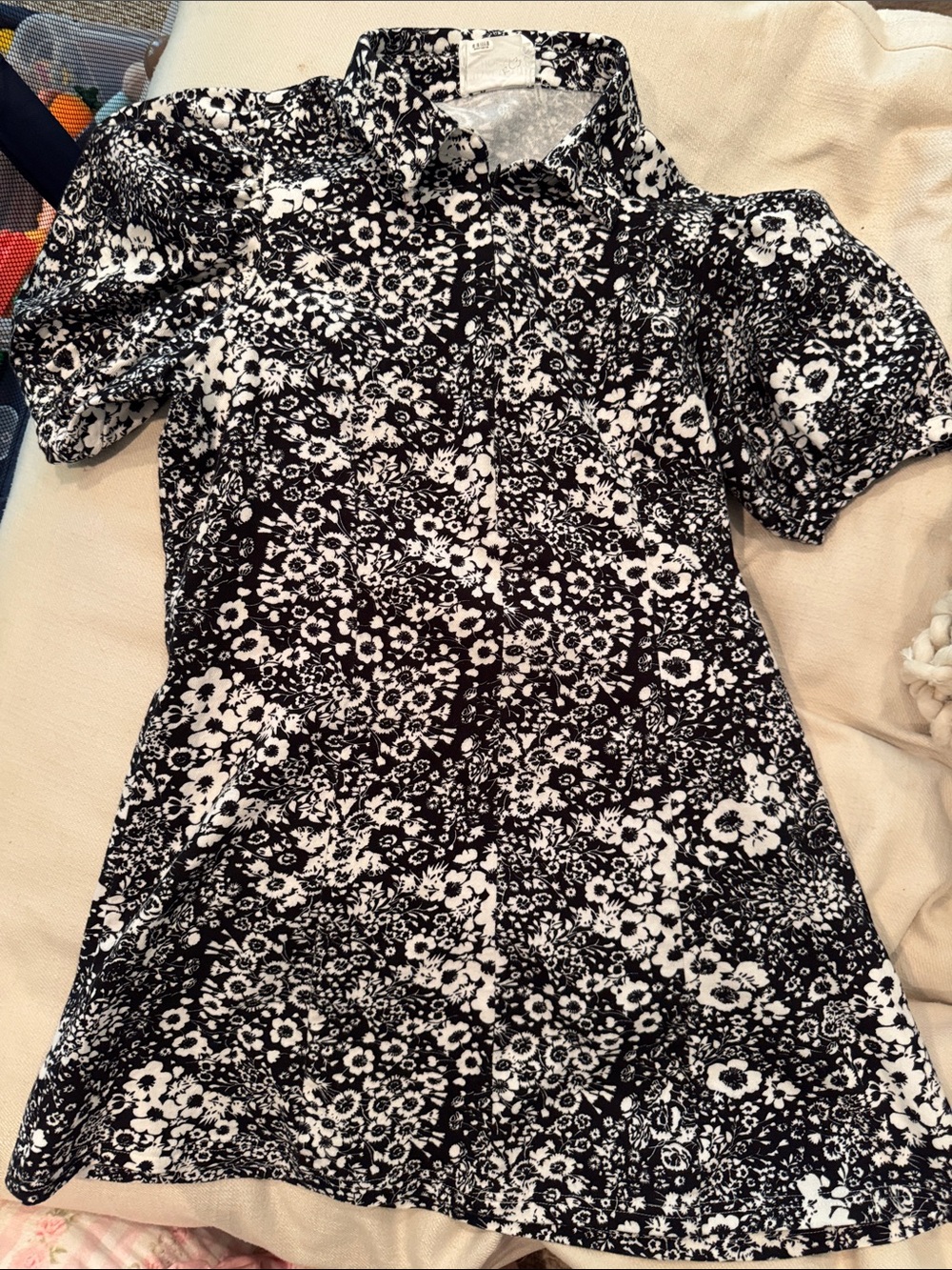 Black & White Floral Casual Women's Dress with Collared Neck